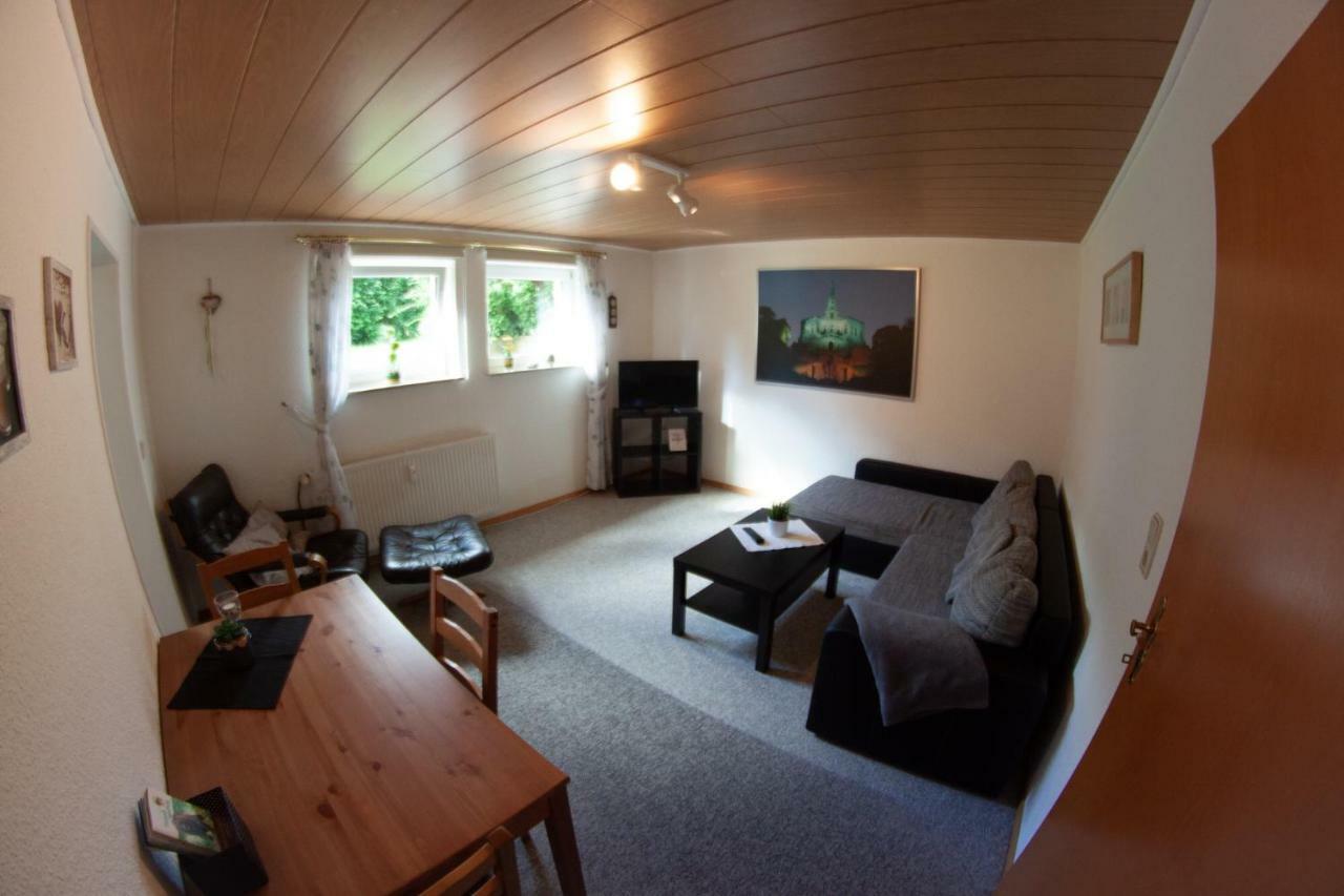 Ruhige Und Gemuetliche Ferienwohnung In Calden Eksteriør bilde